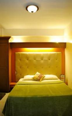 фото отеля The Blue Sapphire Hotel