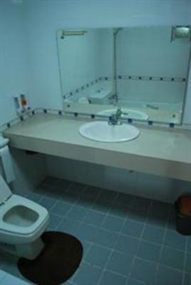 фото отеля The Blue Sapphire Hotel