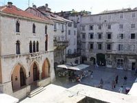 City square hostel