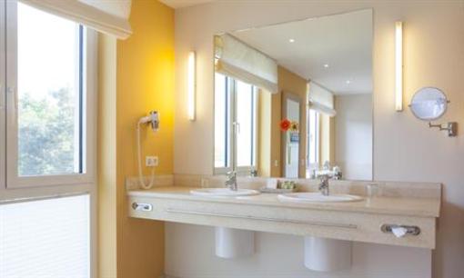 фото отеля Dunenmeer Hotel & Spa Dierhagen