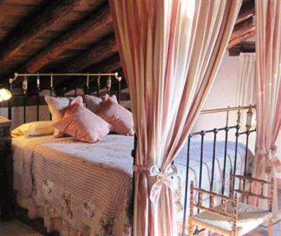 фото отеля Hostal De Buen Amor