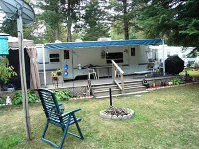 фото отеля Red Eagle Family Campground