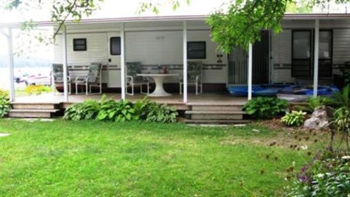 фото отеля Red Eagle Family Campground