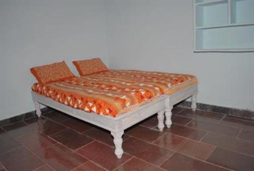 фото отеля Gowri Guest House