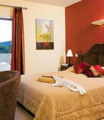 фото отеля Le Chene Vert Hotel