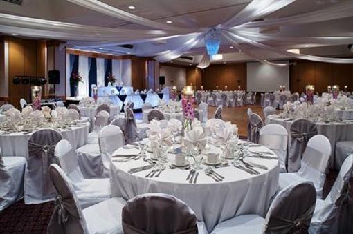 фото отеля Ramada Hotel Downtown Prince George