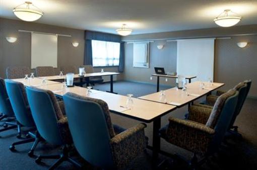 фото отеля Ramada Hotel Downtown Prince George