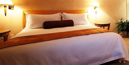 фото отеля Ramada Hotel Downtown Prince George