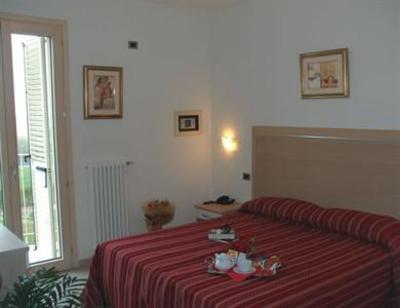 фото отеля Residence Hotel Matilde