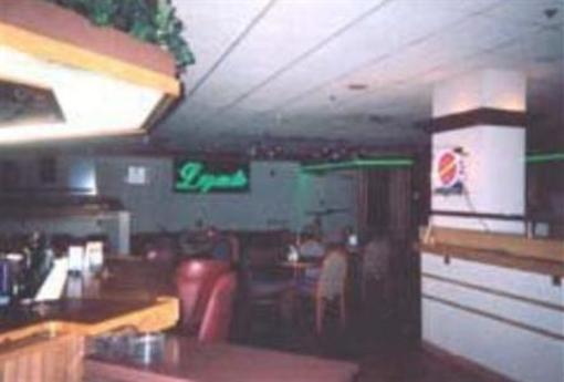 фото отеля Ramada Inn Oshkosh
