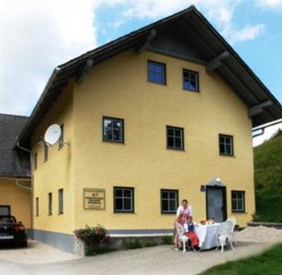 фото отеля Hotel Landgasthof Hocheck