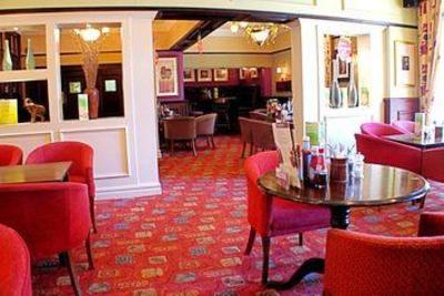 фото отеля Premier Inn Warrington South