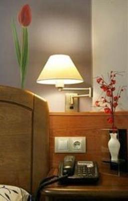 фото отеля Hostal Campo Real