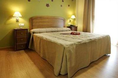 фото отеля Hostal Campo Real
