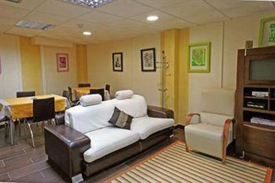 фото отеля Hostal Campo Real