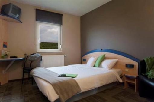 фото отеля Hotel Akena La Louviere