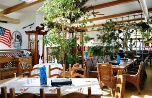 фото отеля Zum-Aumatal Restaurant and Pension