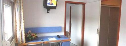 фото отеля Hotel Centre Vallee Bleue