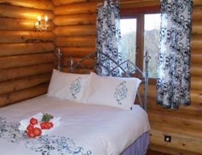 фото отеля Kilmore Lodge Dalrymple