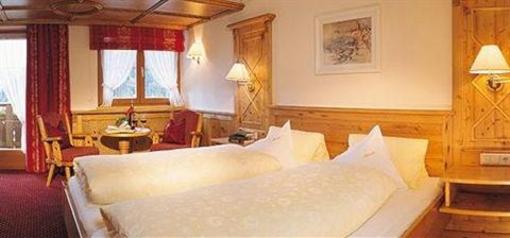 фото отеля Hotel Garni Alpina