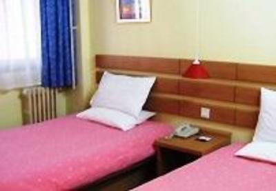 фото отеля Home Inn Shijiazhuang Guoda