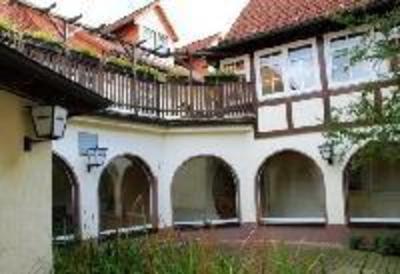 фото отеля Hotel Zur Kaiserpfalz