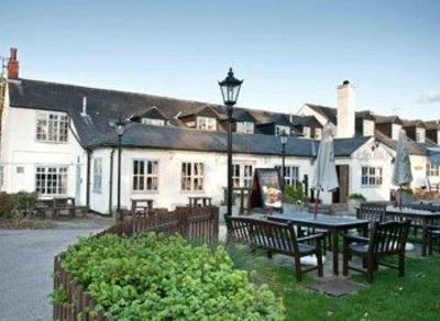 фото отеля Innkeeper's Lodge Aylesbury South Weston Turville