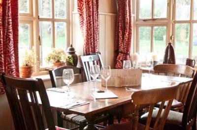 фото отеля Innkeeper's Lodge Aylesbury South Weston Turville