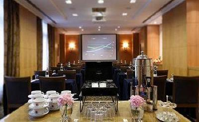 фото отеля Hotel Le Plaza