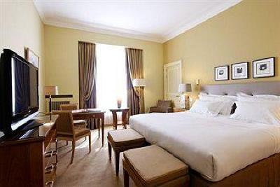 фото отеля Hotel Le Plaza