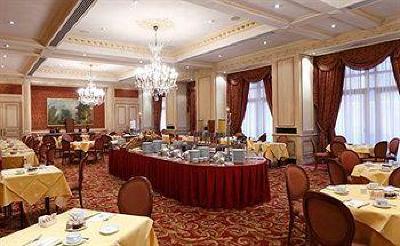фото отеля Hotel Le Plaza