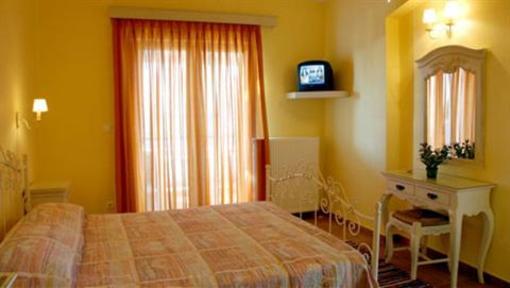 фото отеля Agnadi Hotel Rovies