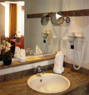 фото отеля Hotel am Berliner Platz