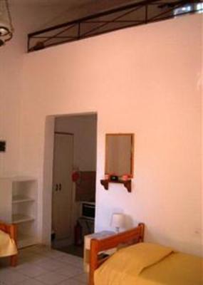 фото отеля Rozalia's Sivota Rooms & Apts