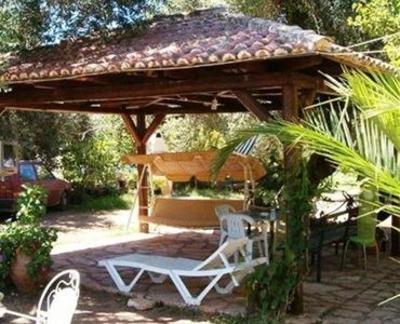 фото отеля Rozalia's Sivota Rooms & Apts