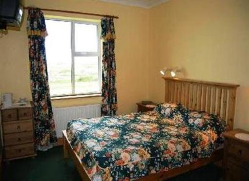 фото отеля Clonmore Lodge Quilty