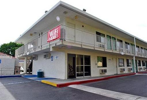 фото отеля Motel 6 Sacramento-Old Sacramento North