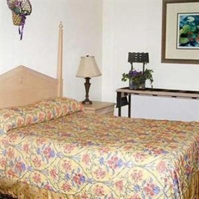 фото отеля Stockton Travelers Motel