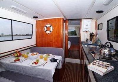 фото отеля Lightleys Holiday Houseboat Port Alfred