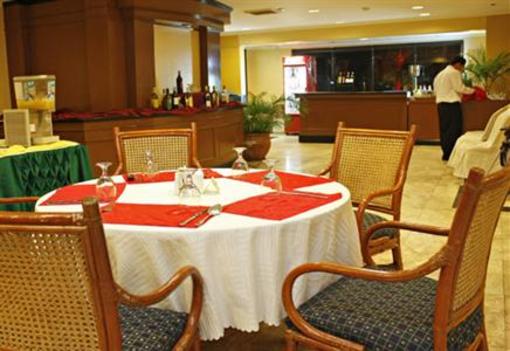 фото отеля Grand Seasons Hotel Subic
