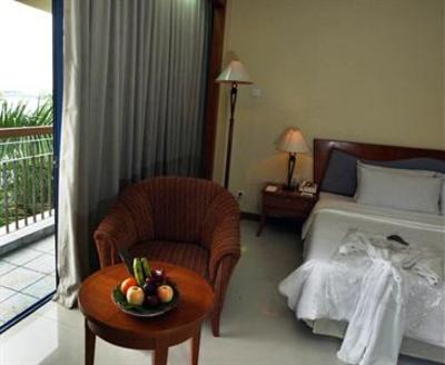 фото отеля Golden Hotel Makassar