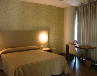 фото отеля Tati Hotel
