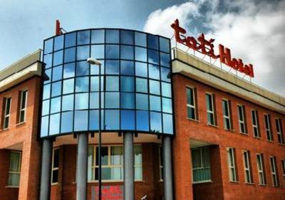 фото отеля Tati Hotel
