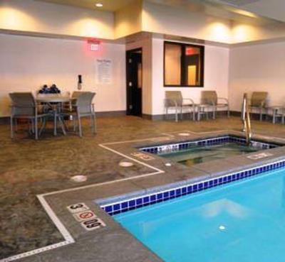 фото отеля Holiday Inn Express Hotel & Suites Overland Park
