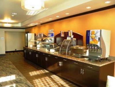 фото отеля Holiday Inn Express Hotel & Suites Overland Park