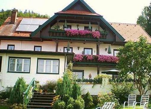 фото отеля Haus Sonnwinkl Hotel St Gilgen