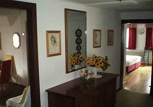 фото отеля Haus Sonnwinkl Hotel St Gilgen