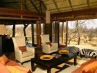 фото отеля Rhulani Safari Lodge