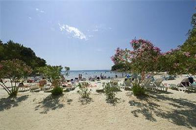 фото отеля Pine Beach Pakostane