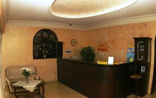 фото отеля Margerita Hotel Modlnica